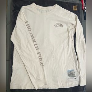 The North Face LS T-Shirt